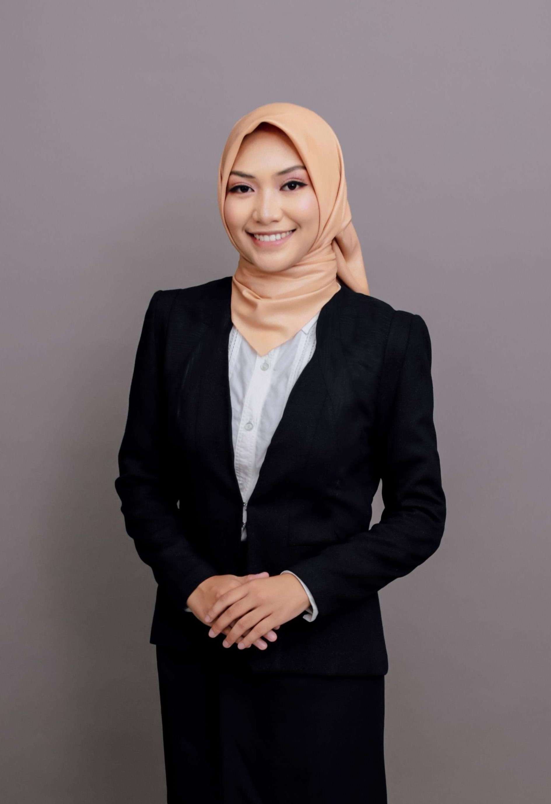 SITI NAJWAZZAHRA FARAHAT